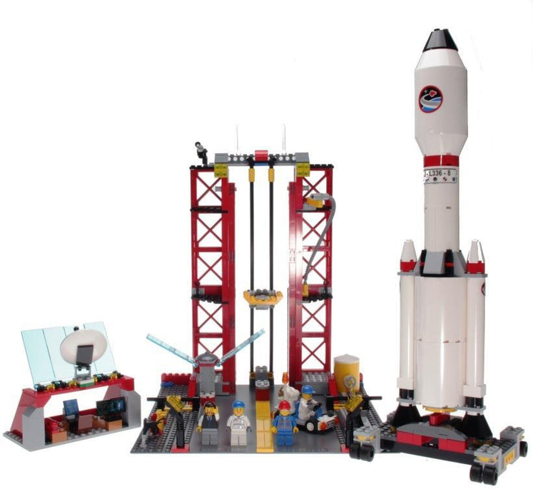 LEGO City: Space Center - 494 Piece Building Set [LEGO, #3368, Ages 6-12]