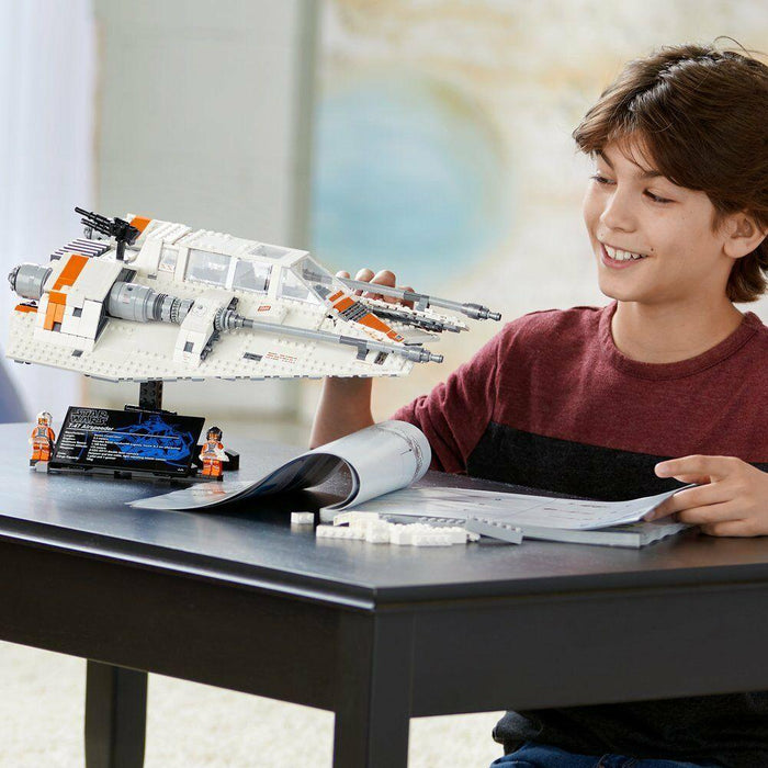 LEGO Star Wars: Snowspeeder - 1703 Piece Building Kit [LEGO, #75144]