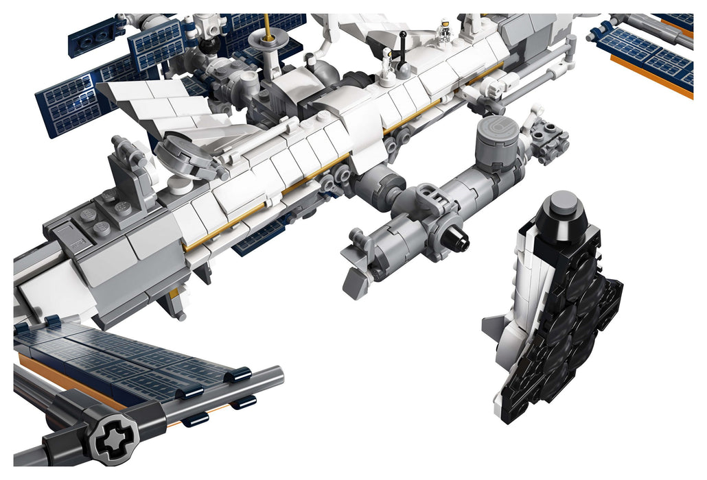 LEGO Ideas: International Space Station - 864 Piece Building Kit [LEGO, #21321, Ages 16+]