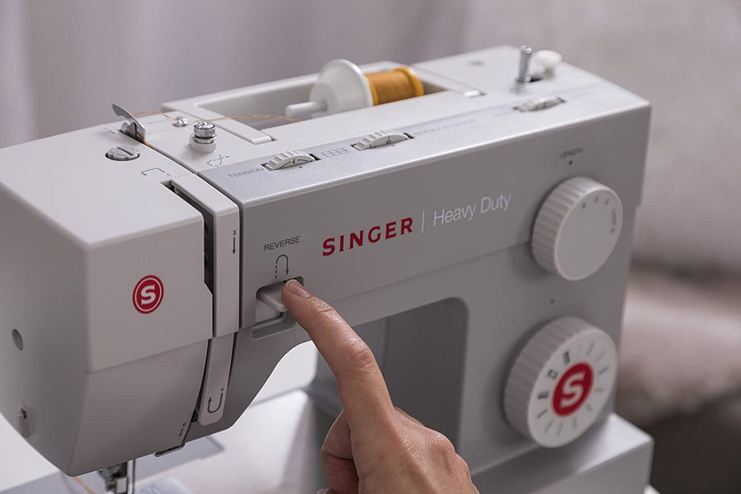 Singer Heavy Duty 4411 Sewing Machine [Electronics]